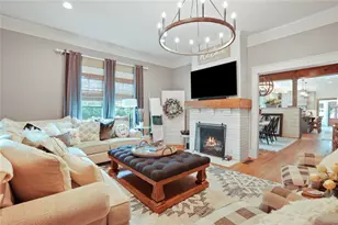 745 Washington St, Clarkesville, GA 30523 - Photo 8