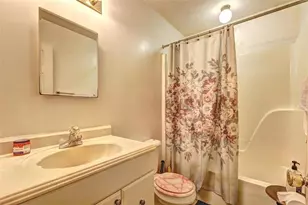 241 E Ash Street E, Social Circle, GA 30025 - Photo 6