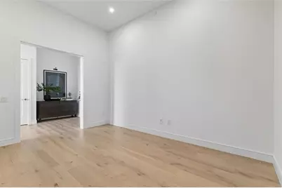 2425 Peachtree Road NE #1504, Atlanta, GA 30305 - Photo 20