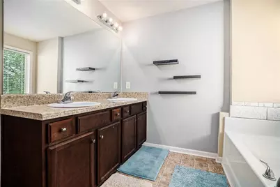 2613 Kolb Manor Circle SW, Marietta, GA 30008 - Photo 18