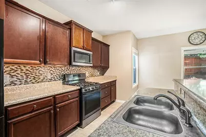 2613 Kolb Manor Circle SW, Marietta, GA 30008 - Photo 12