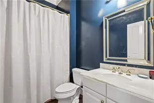 1153 Brookhaven Commons Dr, Brookhaven, GA 30319 - Photo 32