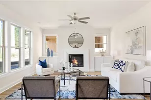 942 Homepark Circle, Buford, GA 30518 - Photo 6