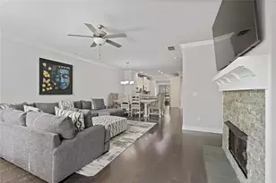 1097 Township Square, Alpharetta, GA 30022 - Photo 6