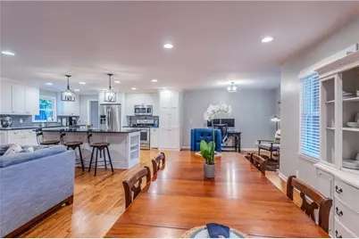 317 Highview Drive SE, Smyrna, GA 30082 - Photo 8