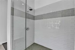 337 Lakeshore Dr, Berkeley Lake, GA 30096 - Photo 54