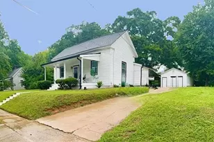 219 Broad St, Carrollton, GA 30117 - Photo 1