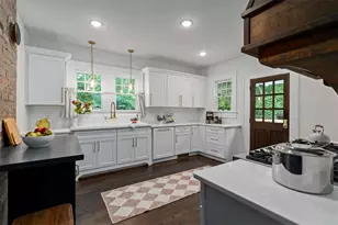 6104 Floyd St, Covington, GA 30014 - Photo 8