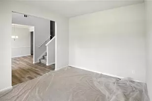 696 River Run Dr, Dallas, GA 30132 - Photo 4