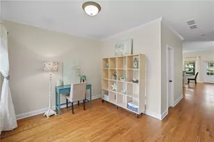 405 Royal Cres Ln E, Canton, GA 30115 - Photo 4