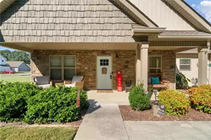 413 Beamer Rd, Calhoun, GA 30701 - Photo 4