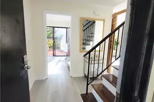 1014 Country Ct, Lawrenceville, GA 30044 - Photo 4