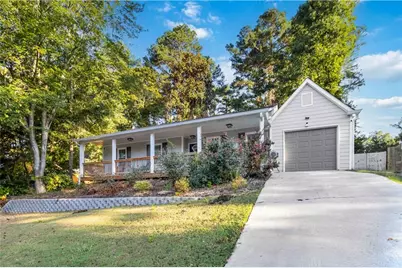 874 Fox Valley Drive, Stone Mountain, GA 30088 - Photo 2