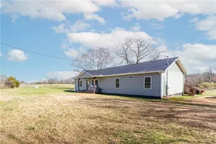 869 Ankerich Rd, Bowersville, GA 30516 - Photo 2