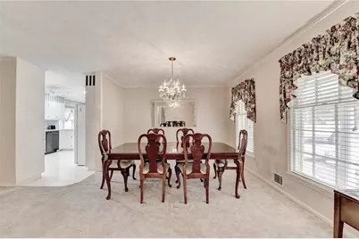 136 Lancelot Way, Lawrenceville, GA 30046 - Photo 8