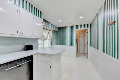 136 Lancelot Way, Lawrenceville, GA 30046 - Photo 24