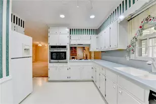 136 Lancelot Way, Lawrenceville, GA 30046 - Photo 20