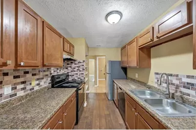 3575 Oakvale Road #302, Decatur, GA 30034 - Photo 4