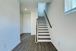 9 Peeples Dr, Lawrenceville, GA 30046 - Photo 8