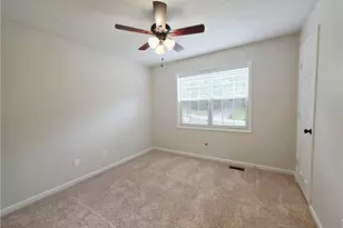 570 Remington Ln, Acworth, GA 30101 - Photo 6