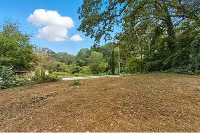 888 Hollywood Road NW, Atlanta, GA 30318 - Photo 10