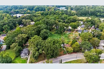 888 Hollywood Road NW, Atlanta, GA 30318 - Photo 14