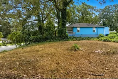 888 Hollywood Road NW, Atlanta, GA 30318 - Photo 8