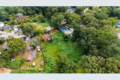 888 Hollywood Road NW, Atlanta, GA 30318 - Photo 16