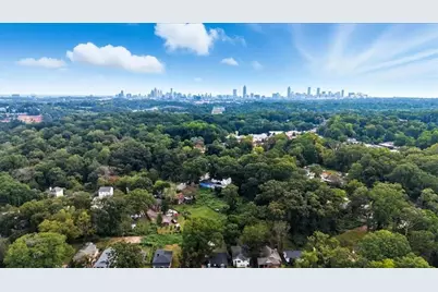 888 Hollywood Road NW, Atlanta, GA 30318 - Photo 22