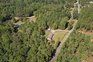 129 Shiloh Church Rd, Carrollton, GA 30116 - Photo 2