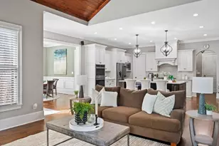 2380 Manor Creek Ct, Cumming, GA 30041 - Photo 16