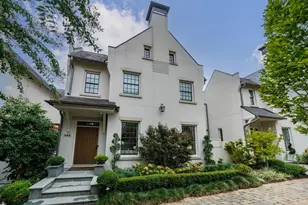 209 Dovecrest Dr, Atlanta, GA 30305 - Photo 2