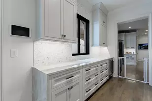 209 Dovecrest Dr, Atlanta, GA 30305 - Photo 16