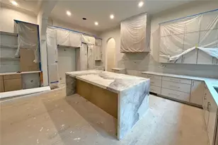 393 Karen Dr, Alpharetta, GA 30009 - Photo 4