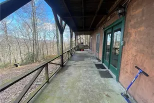 574 Bachelors Button Dr, Clayton, GA 30525 - Photo 16