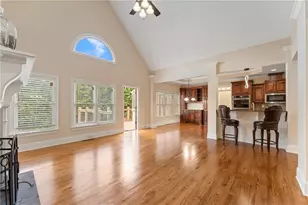 1054 Morgan Garner Dr SW, Lilburn, GA 30047 - Photo 8