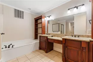 1054 Morgan Garner Dr SW, Lilburn, GA 30047 - Photo 72