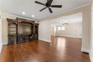 1054 Morgan Garner Dr SW, Lilburn, GA 30047 - Photo 68