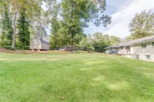 212 Sherwood Dr, Calhoun, GA 30701 - Photo 40