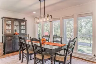 212 Sherwood Dr, Calhoun, GA 30701 - Photo 6