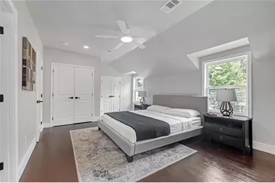 656 S Elizabeth Place NW, Atlanta, GA 30318 - Photo 10