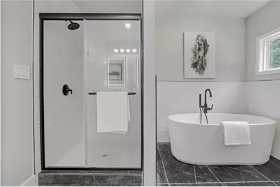 656 S Elizabeth Place NW, Atlanta, GA 30318 - Photo 8