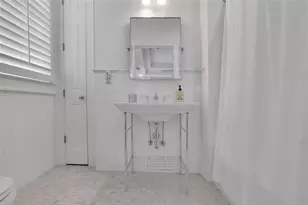 4084 Peachtree Dunwoody Road NE, Atlanta, GA 30342 - Photo 30