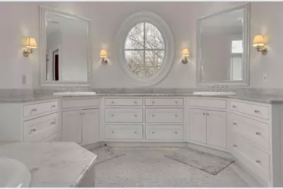 4084 Peachtree Dunwoody Road NE, Atlanta, GA 30342 - Photo 24