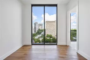 2425 Peachtree Rd NW, Atlanta, GA 30305 - Photo 28