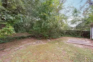 784 Commercial Ave NW, Atlanta, GA 30318 - Photo 22