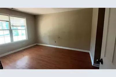 51 Pine Avenue, Commerce, GA 30529 - Photo 10