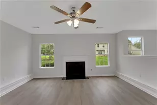 907 Brisley Cir, Hampton, GA 30228 - Photo 4