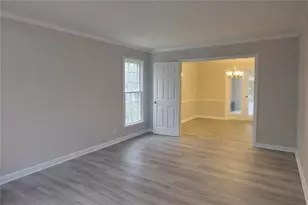 5717 Braddock Ct, Atlanta, GA 30350 - Photo 4