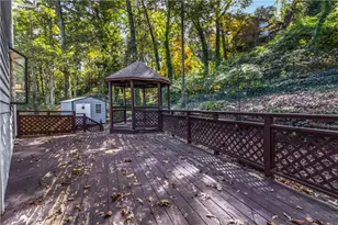 8515 Lake Dr, Snellville, GA 30039 - Photo 16